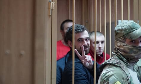 Суд у Москві продовжив тримання під вартою 20-м українським моряками: засідання щодо 4-х перенесли