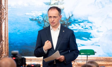 Переговори у Стамбулі: Мединський заявив, що позиції України та рф у меморандумах «далекі одна від одної»