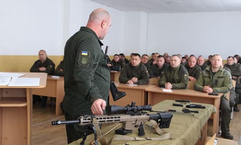 Украинских нацгвардейцев вместо устаревших советских автоматов вооружат винтовками, близкими к стандартам НАТО