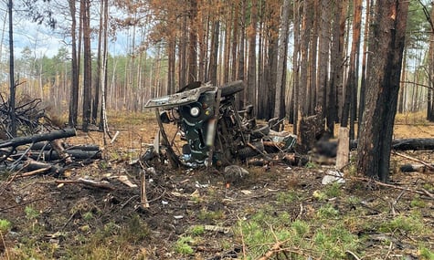 Автомобіль, який 31 жовтня наїхав на вибуховий пристрій на Житомирщині Автомобіль, який 31 жовтня наїхав на вибуховий пристрій на Житомирщині