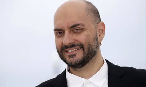 Режисер московського театру Серебренников одягнув футболку з надписом «ЖГИ» у суд – ЗМІ