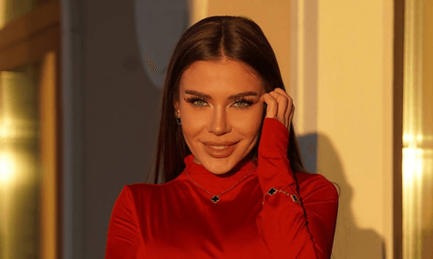 Блогерка Софія Стужук Блогерка Софія Стужук