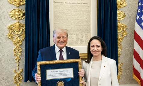 «Класичний хвалько». У Норвегії засудили рішення лідерки опозиції Венесуели віддати Трампові Нобелівську премію миру