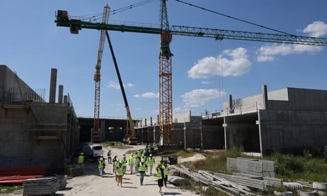 Польща назвала «глибоко недружнім кроком» розірвання контракту на будівництво сміттєпереробного заводу у Львові. Садовий анонсує новий тендер