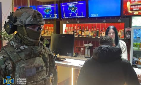 У Києві та інших містах викрили мережу казино, яка допомагала окупаційній адміністрації Херсонщини — СБУ
