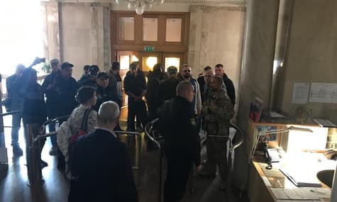 У ДБР заявили про захоплення приміщення та про «злив» у справі проти Порошенка