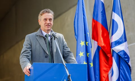 «Незаконне прослуховування»: Словенія вважає ізраїльських шпигунів причетними до нещодавнього корупційного скандалу і втручанні у вибори