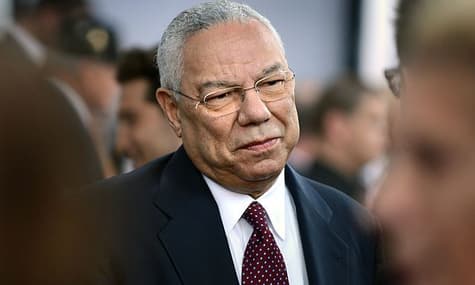 От COVID-19 умер бывший госсекретарь США Колин Пауэлл. Чем он запомнился?