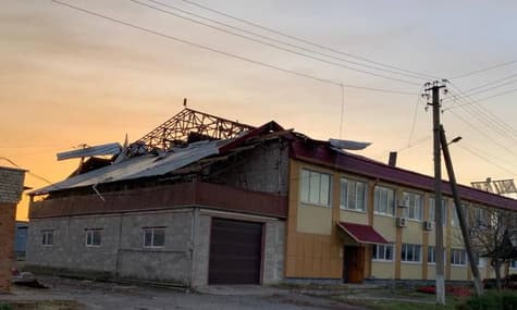 росіяни атакували Харківщину — постраждали будинки, автівки й будівля підприємства