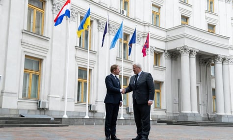 Міністр закордонних справ Нідерландів Девід ван Віл та міністр закордонних справ України Андрій Сибіга у Києві 28 жовтня Міністр закордонних справ Нідерландів Девід ван Віл та міністр закордонних справ України Андрій Сибіга у Києві 28 жовтня