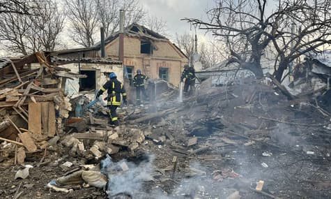 Десятки пошкоджених будинків на Донеччині та 38 обстрілів Херсонщини: ситуація в регіонах