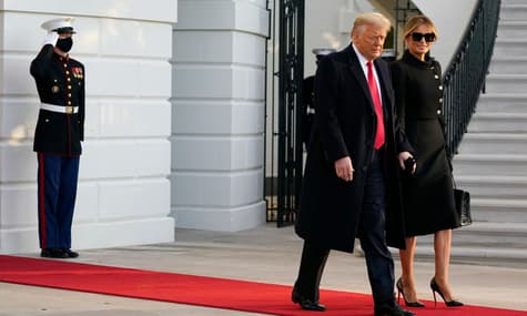 «Скоро увидимся»: Дональд Трамп окончательно покинул Белый дом