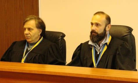 Суддя Ємельянов назвав політично ангажованим своє звільнення й планує поновитися на посаді