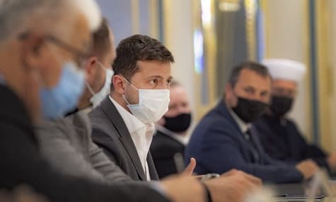 У Зеленського виявили коронавірус, він ізолюється