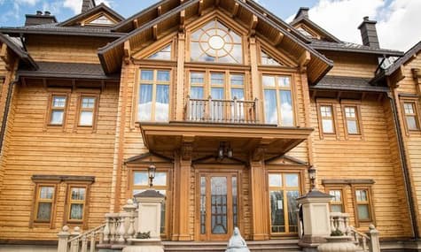 Unclear Future Looms Over Lavish Estate of Ukraine’s Fugitive President