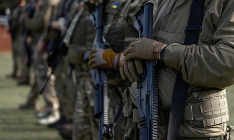 «Чергове кидалово». Як військові реагують на проєкт нових контрактів із ЗСУ від Міноборони