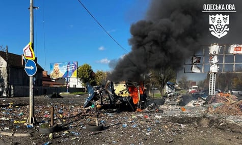 росіяни вдарили по ринку в Чорноморську: загинули дві людини, є поранені у важкому стані