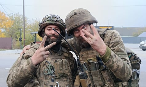 Двох бійців тероборони, які п’ять місяців утримували позиції, висунуть на державні нагороди