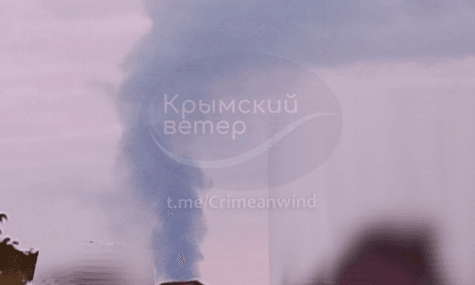 В окупованому Криму, схоже, зайнялася нафтобаза. Її атакували дрони