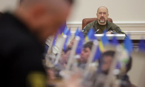 Шмыгаль поручил министерствам обновить постановление о бронировании, чтобы «не возникало никаких вопросов»
