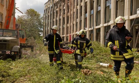 Число погибших в результате российских обстрелов во Львове увеличилось до пяти