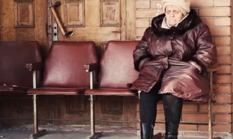 Inside East Ukraine Nursing Home Caught Near Massive Battlefield