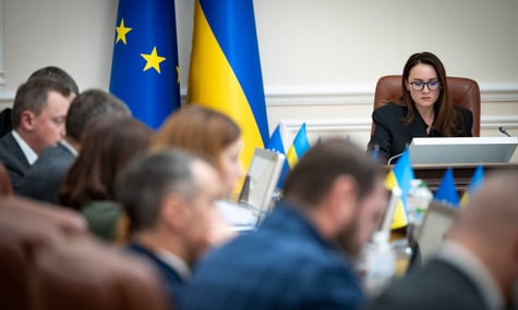 Уряд затвердив програму виплат 6500 грн для найбільш вразливих категорій громадян