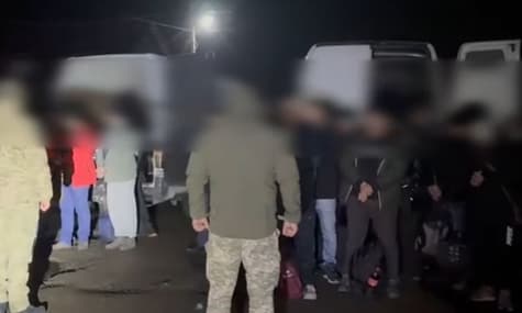 Прикордонники затримали рекордну кількість чоловіків, які намагалися одночасно незаконно виїхати з України