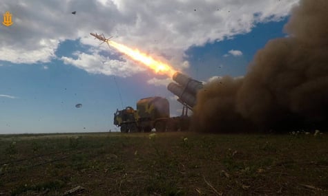 Сили оборони ракетою «Нептун» уразили військовий об'єкт рф у Севастополі