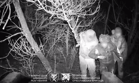 Эвакуация длилась 12 часов: военные двух бригад вместе спасли раненого пилота