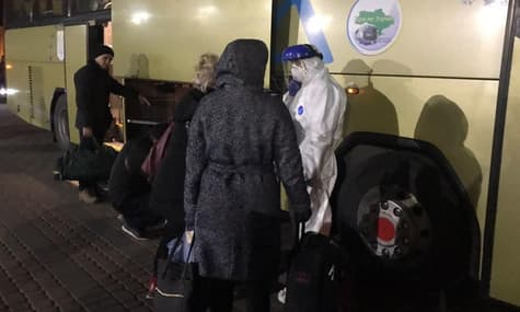 На вокзале Киева не выпускали пассажиров поезда «четырех столиц» по подозрению в коронавирус