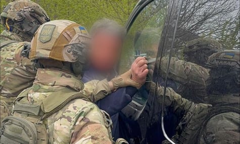 Жертвам було від 8 років. Засновника християнського ребцентру на Вінниччині затримали за підозрою в насильстві щодо вихованок