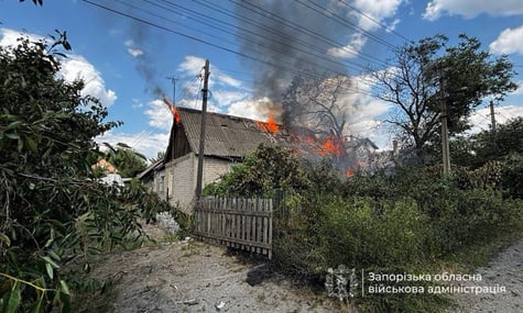 росіяни декілька разів били КАБами і дронами по цивільних у Запоріжжі. Відомо про загиблих і поранених