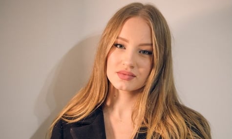 У ДТП в Італії загинула 21-річна українська біженка та її друзі. На похорон прийшли сотні людей