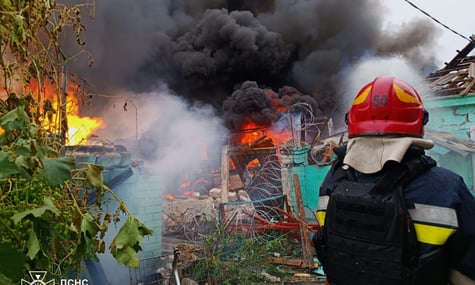 росіяни атакували Кам’янський район на Дніпропетровщині: 2 людини загинули, ще 11 — постраждали
