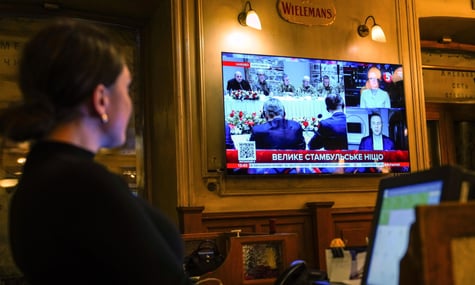 Більше українців виступають проти виходу з Донбасу, коли чують, які гарантії безпеки (не) пропонують США — КМІС