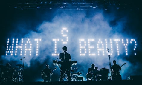 Учасникам гурту Massive Attack заборонили в'їжджати до Сінгапуру через прапор Палестини на концерті