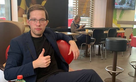 Комік Фелікс Редька назвав лицемірною голову української організації в Болгарії через могилу Драгоманова. Та відповіла