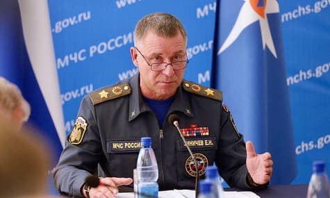 У Росії повідомили про героїчну смерть керівника МНС та ексад'ютанта Путіна. А втім, у росЗМІ є інша версія