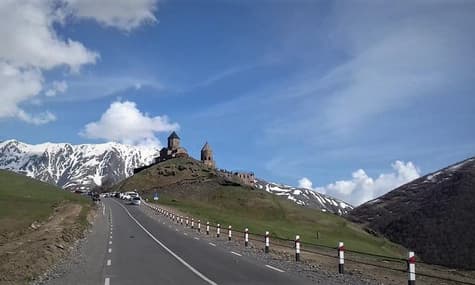 Россия запретила полеты в Грузию. Каким будет ущерб для грузинской туристической отрасли?