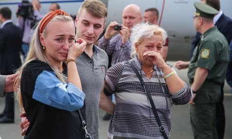 Tears of Joy: How Ukraine Greeted Political Prisoners on Return From Russia