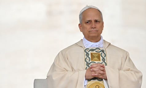 Папа Римський прийняв у себе митрополита РПЦ. Медіа писали, що в такий спосіб він шукає діалогу з патріархом Кирилом