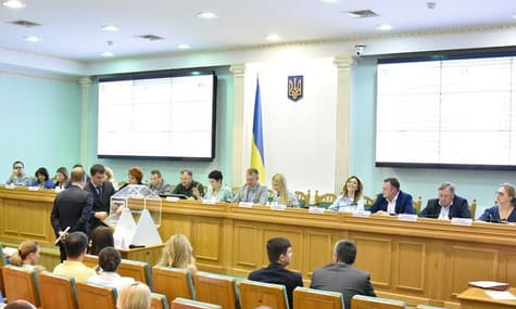 Визначилися номери партій у бюлетені