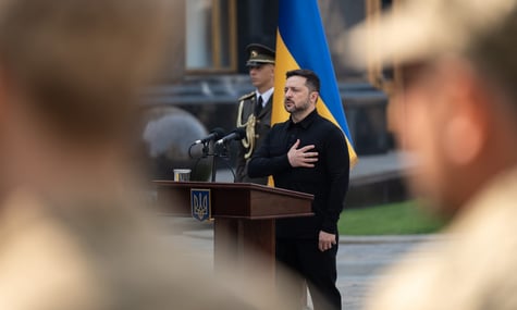 Лучше завтра остановить войну, чем воевать 10-20 лет до победы и терять людей — Зеленский
