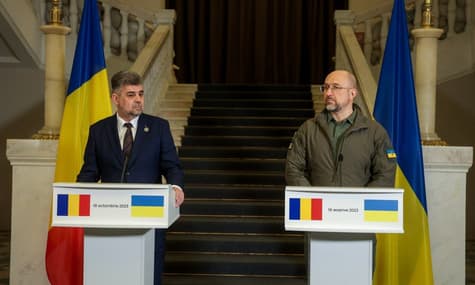 Украина больше не признает молдавский язык. Румынский премьер назвал его «изобретением рф»