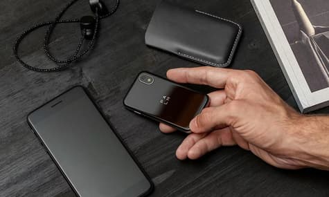Palm представила смартфон розміром із кредитну картку