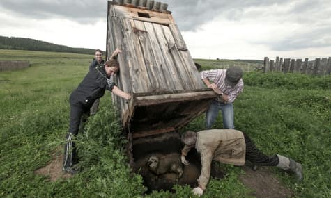Russia is Struggling with a Shitty Problem. Literally.