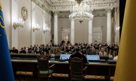 Львівська облрада закликала надати звання Героя України Андрію Парубію та Ірині Фаріон