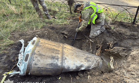 У Києві поблизу будинків виявили бойові частини балістичних ракет — їх уже знешкодили