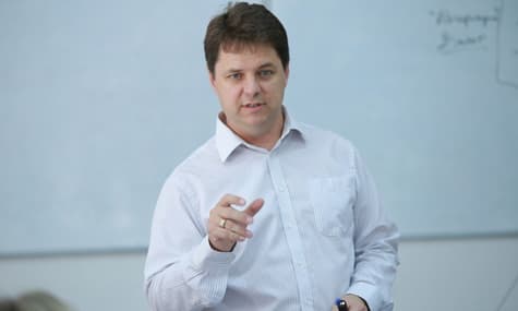 Студентам, які перебувають за кордоном, можуть перестати платити стипендії — заступник Лісового